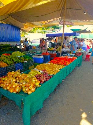 Mercado de agricultores de Jacó